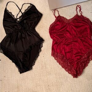 2 pieces of like new lingerie XL